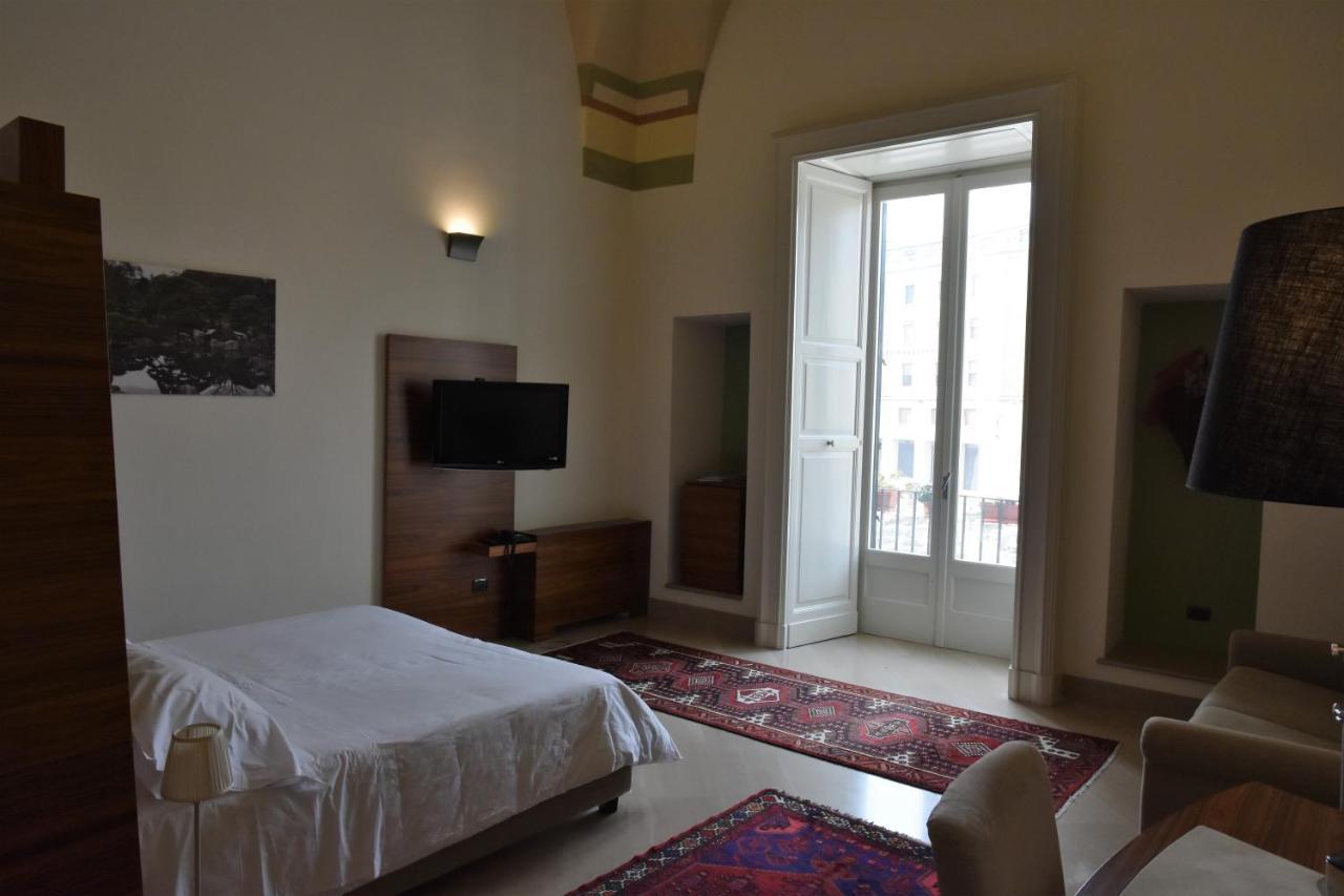Alvino Suite And Breakfast Lecce Exterior photo