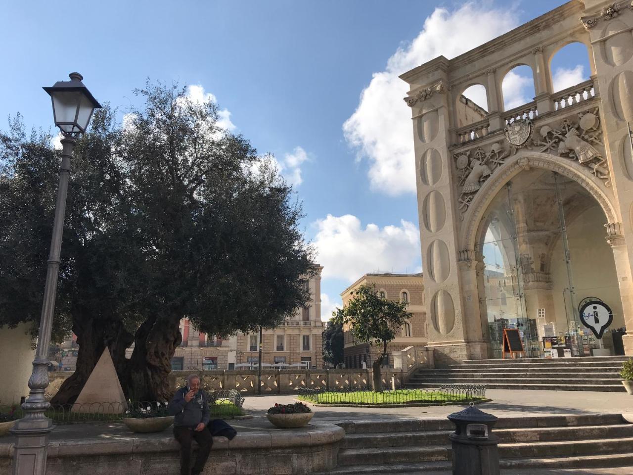 Alvino Suite And Breakfast Lecce Exterior photo